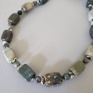 Kriaytions Handmade Stone Necklace NEW